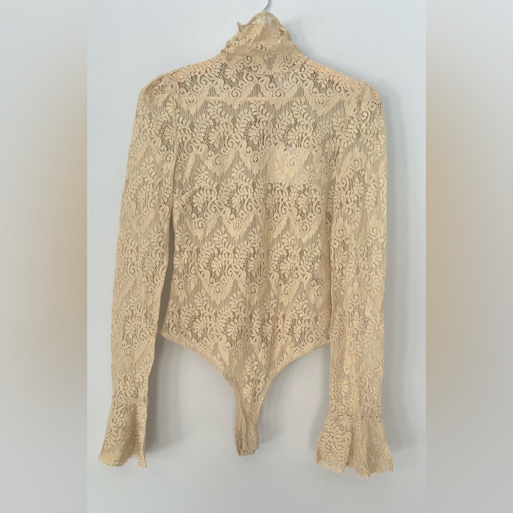 Ixiah Cream Lace Bodysuit